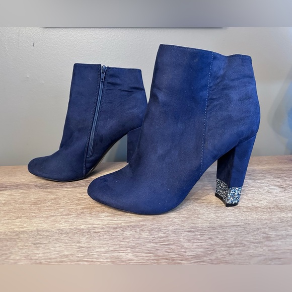 XOXO Shoes - XOXO Yardley Dress Boots Navy Faux Suede Rhinestone Heel SZ 9.5 Booties